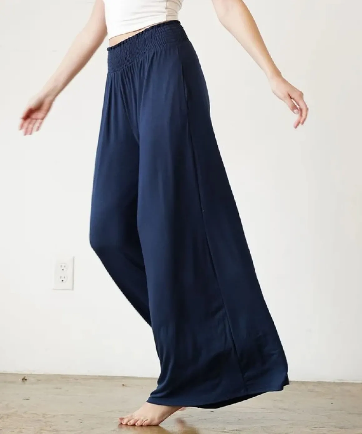 bamboo_maxi_palazzo_pants_11.webp Bamboo Maxi Palazzo Pants *Online Only*