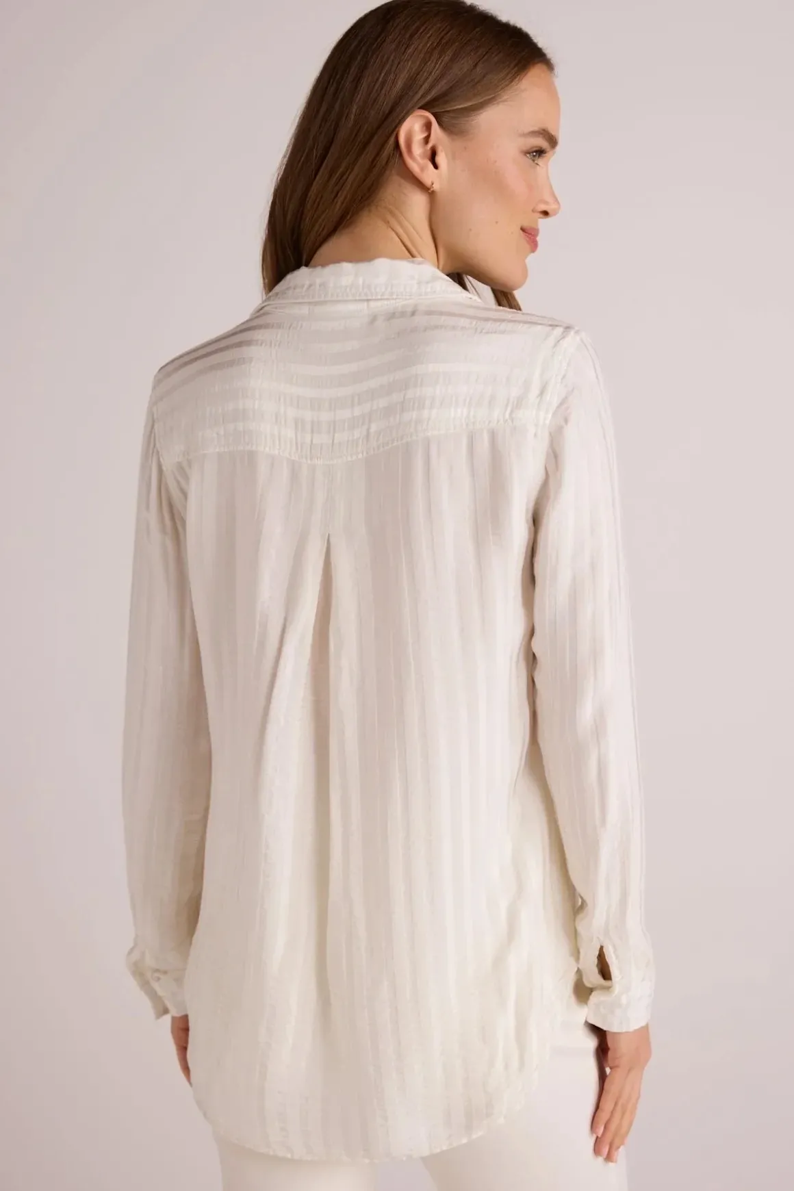 bella_dahl_pocket_button__4.webp Bella Dahl Pocket Button Down