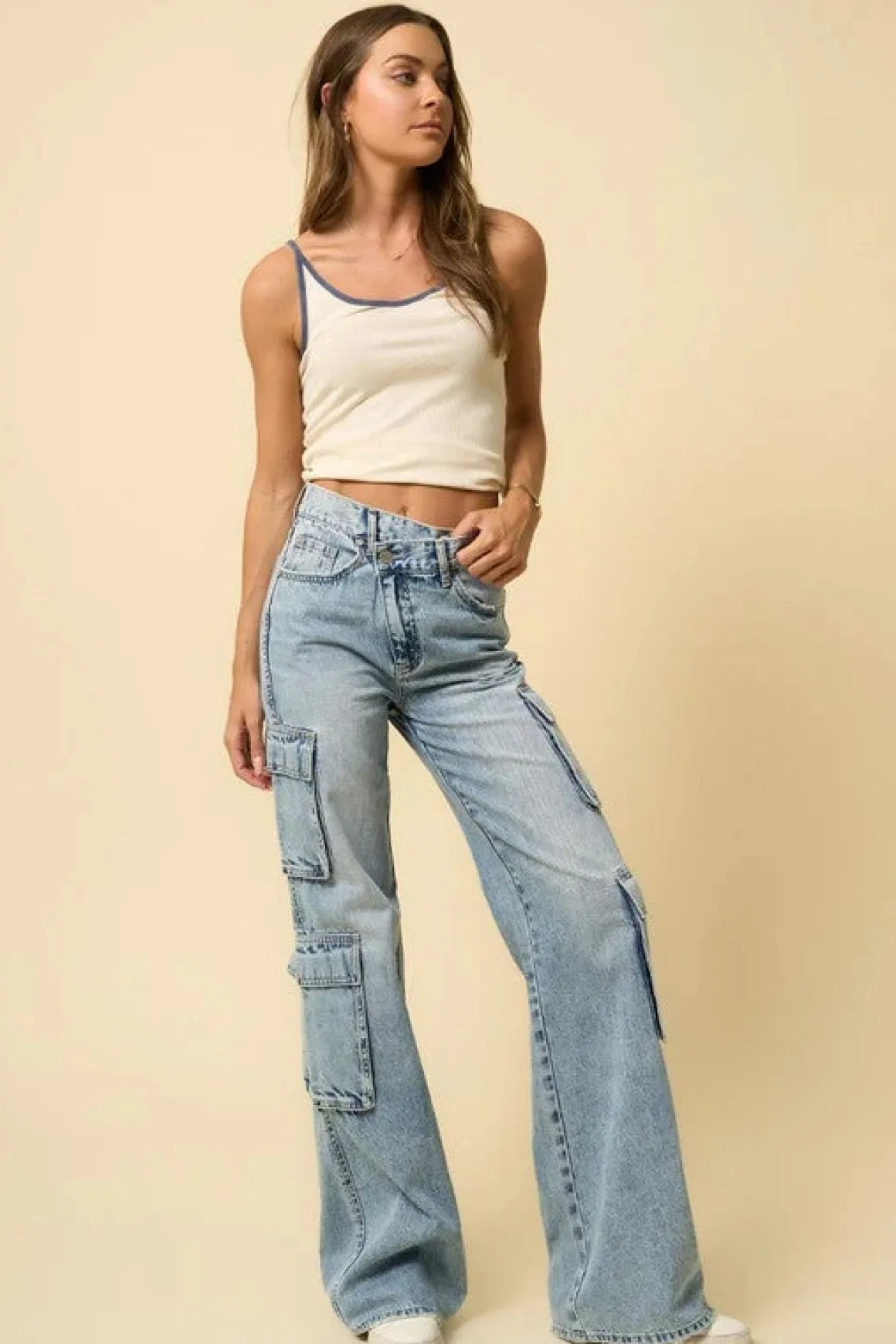 crossover_relaxed_cargo_j_2.webp CROSSOVER RELAXED CARGO JEANS *Online Only*