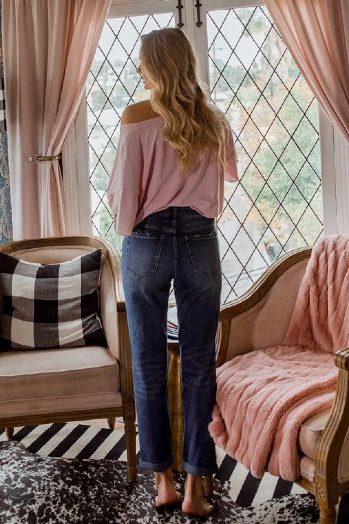 cuffed_stretch_boyfriend__4.webp Cuffed Stretch Boyfriend *Online Only*