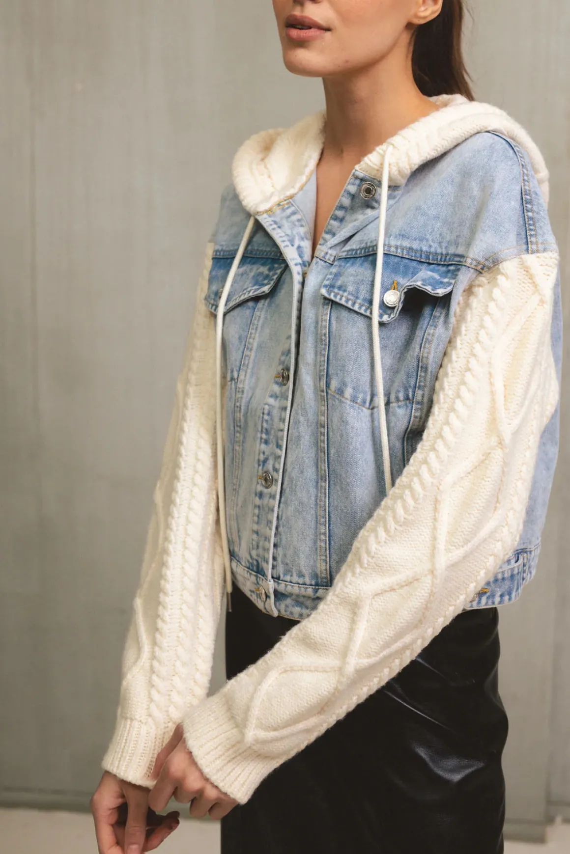 elan_denim_jacket_hoodie_3.webp Elan Denim Jacket Hoodie