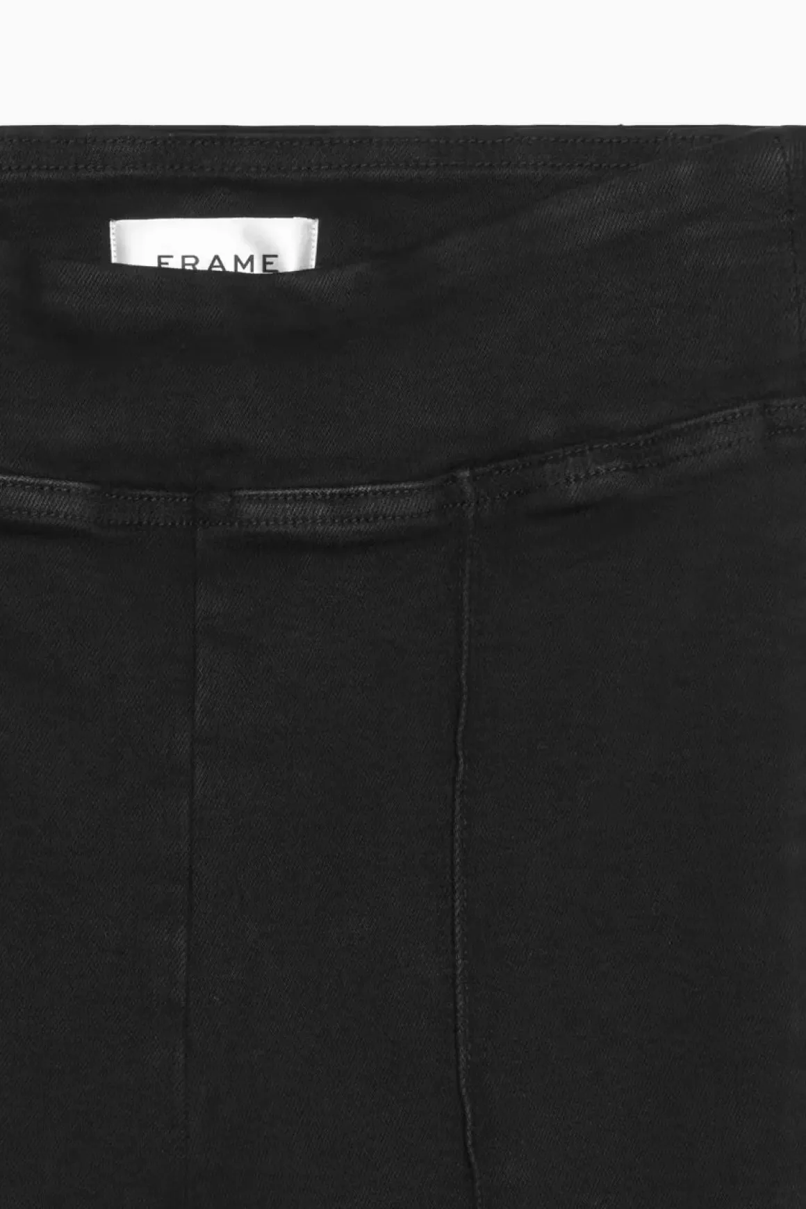 frame_jetset_crop_mini_bo_1-1.webp Frame Jetset Crop Mini Boot Pintuck