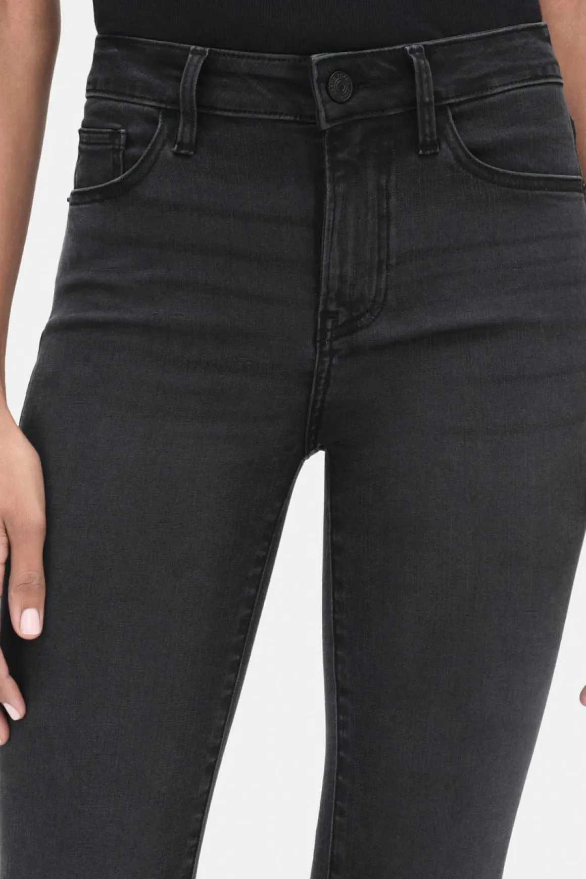 frame_le_crop_mini_boot_r_4.webp Frame Le Crop Mini Boot Raw Hem