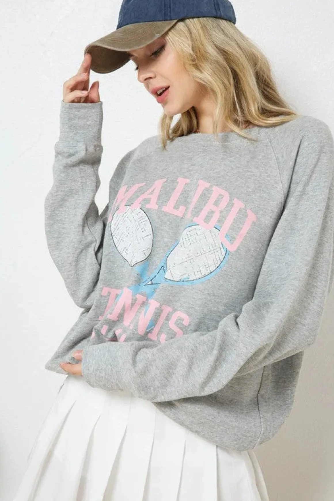 french_terry_graphic_swea_6.webp French Terry Graphic Sweatshirt *Online Only*