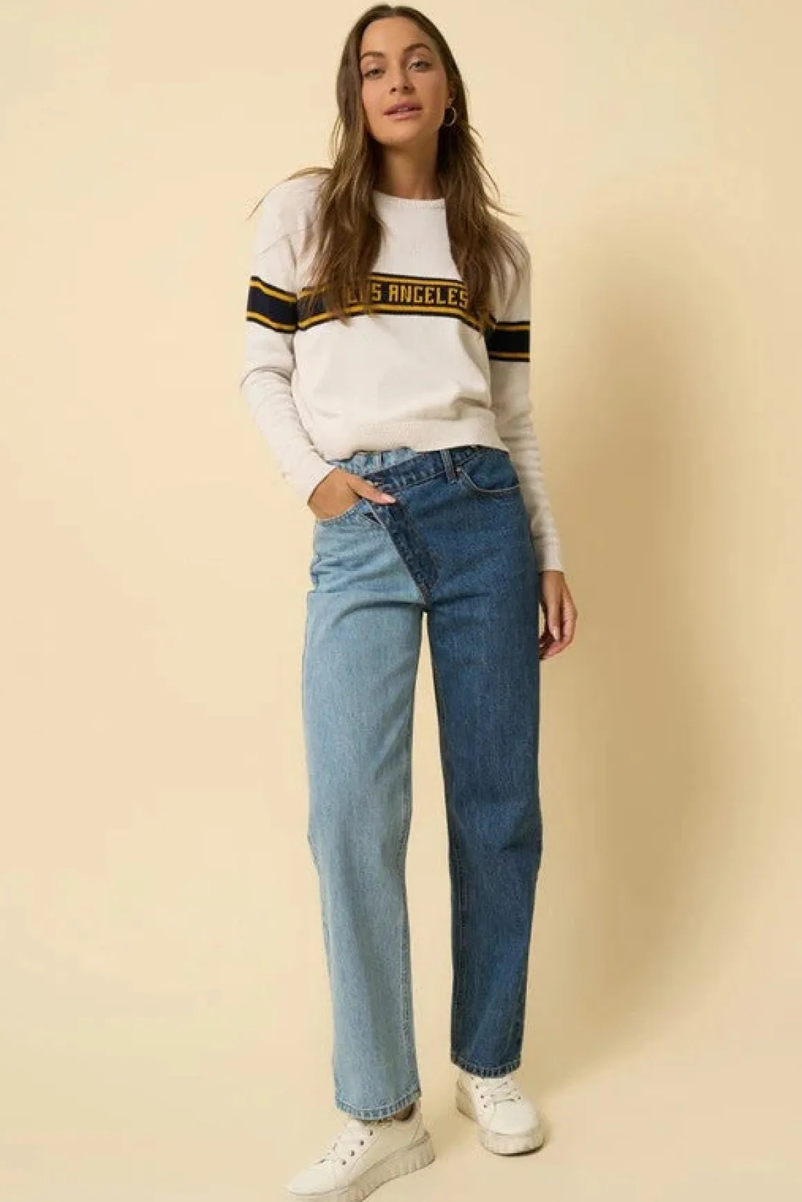 HIGH WAISTED CROSSOVER STRAIGHT JEANS *Online Only*
