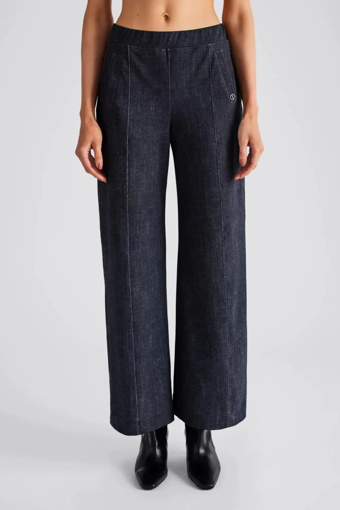inone_lumi_wide_leg_pants_1.webp In/One Lumi Wide Leg Pants