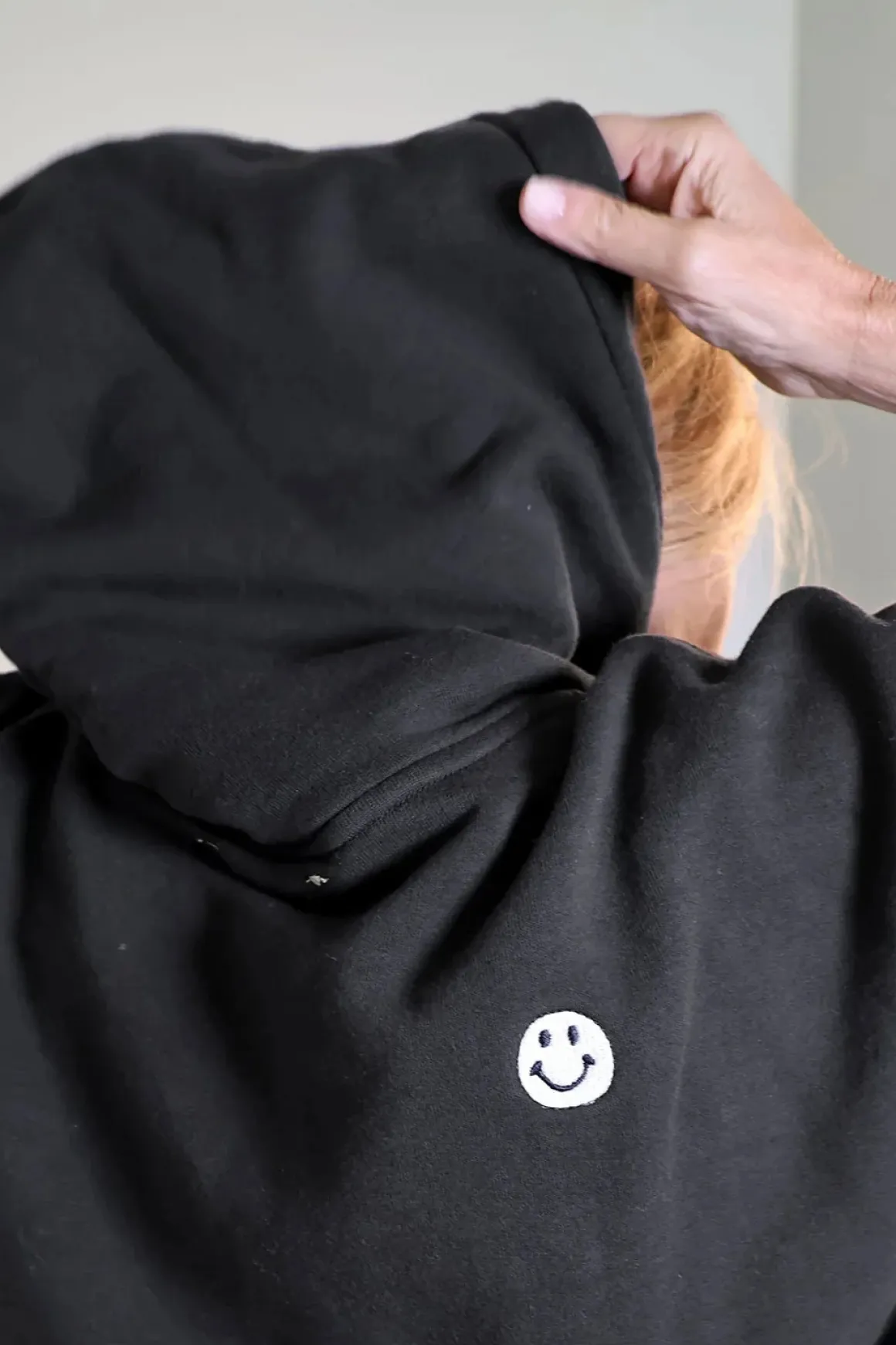 kerri_rosenthal_happy_fac_2.webp Kerri Rosenthal Happy Face Hoodie