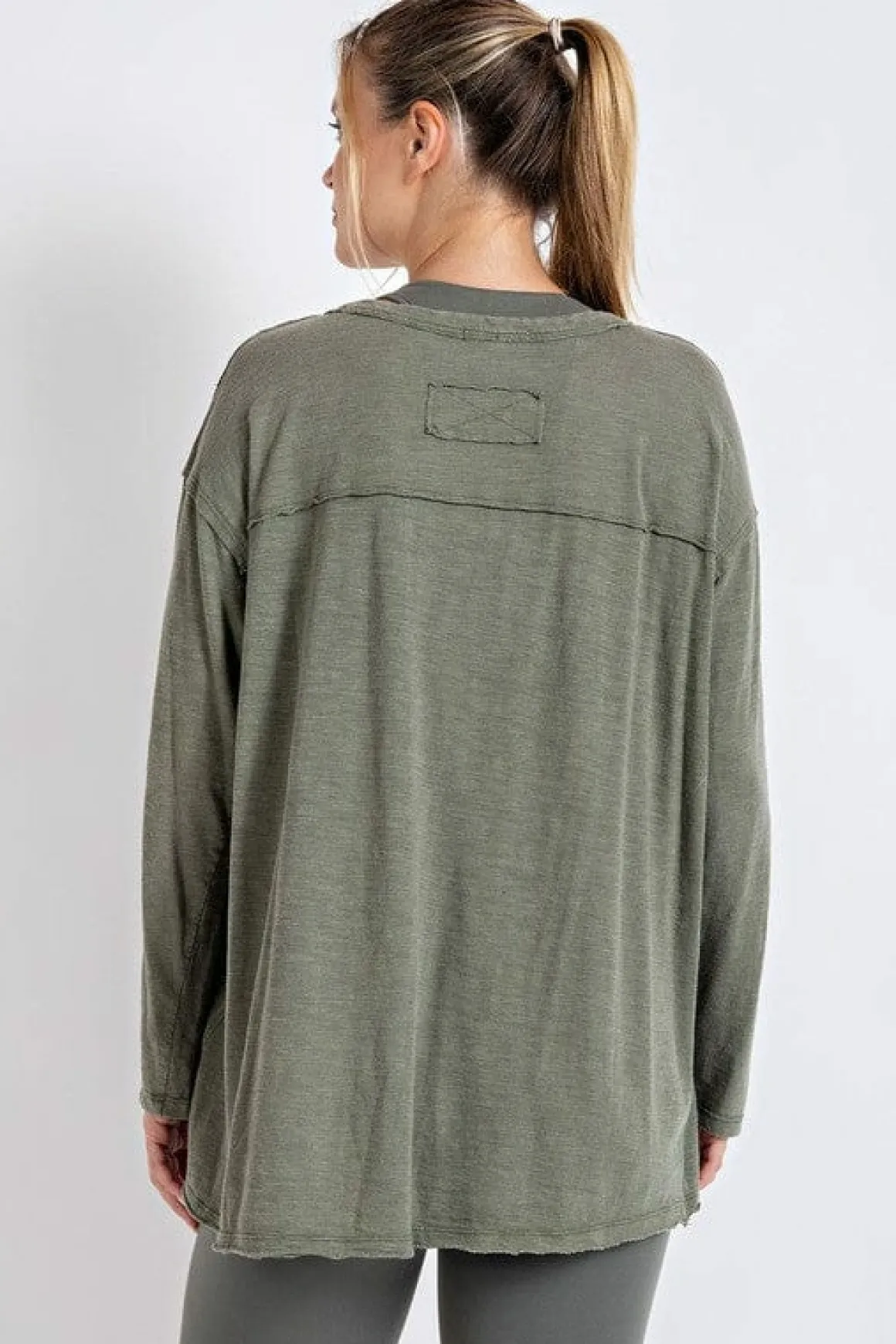 mineral_washed_round_neck_6.webp MINERAL WASHED ROUND NECKLINE LONG SLEEVES TOP *Online Only*