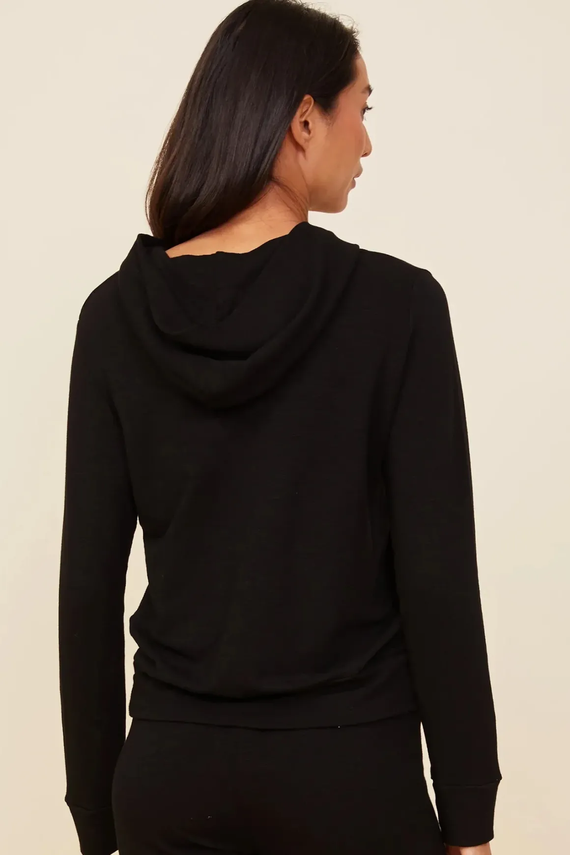 monrow_kangaroo_pullover__4.webp Monrow Kangaroo Pullover Hoodie