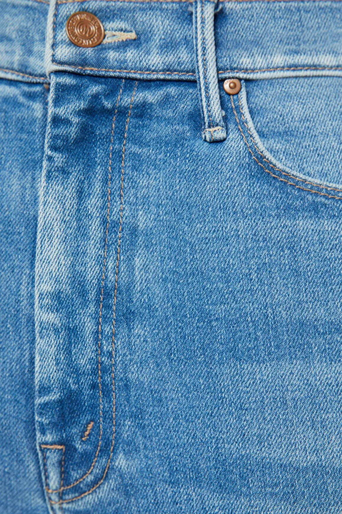 mother_lil_hw_weekender_f_5.webp Mother Lil HW Weekender Fray Jeans