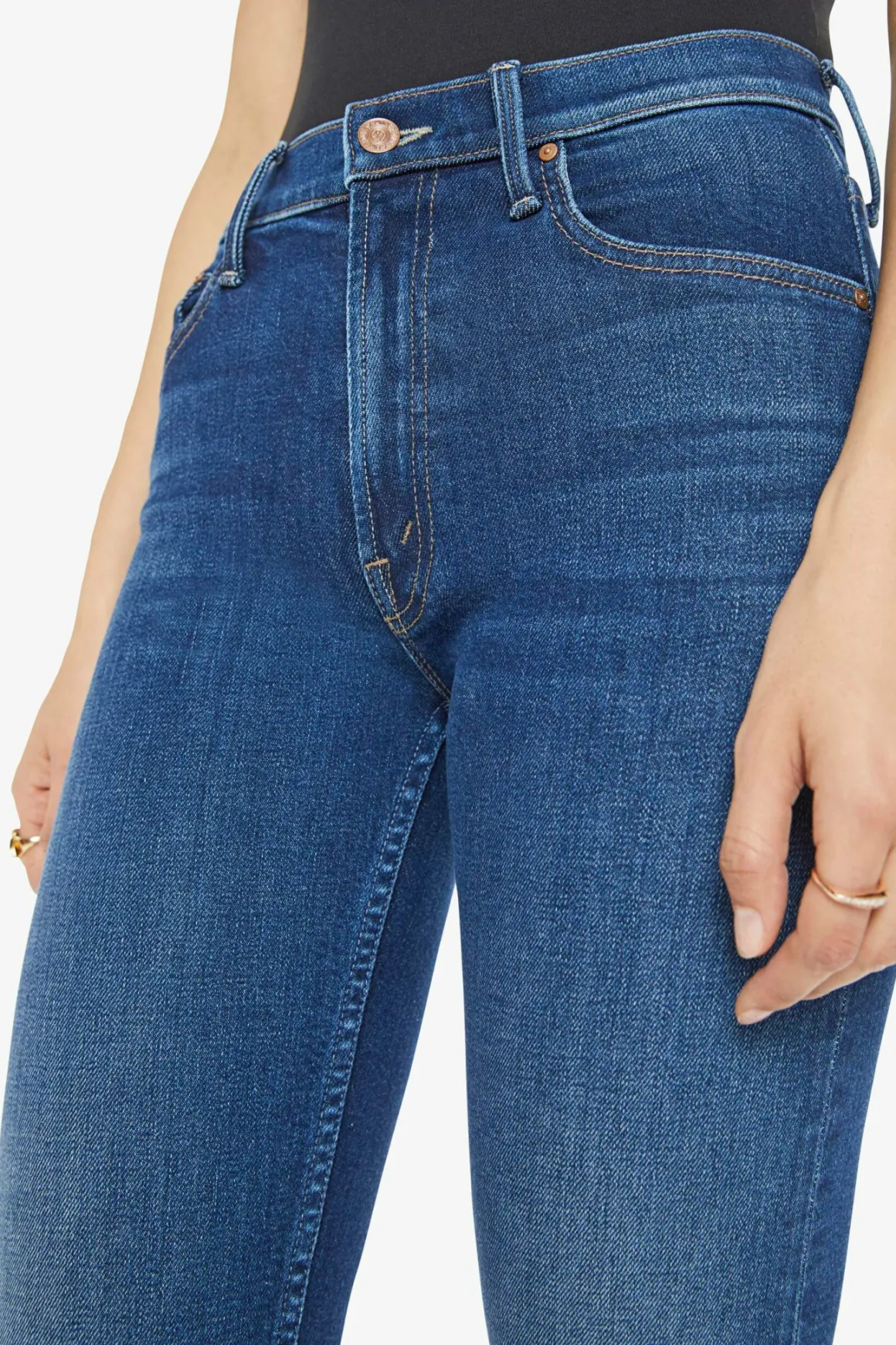 mother_mid_rise_rider_flo_3.webp Mother Mid Rise Rider Flood Jeans