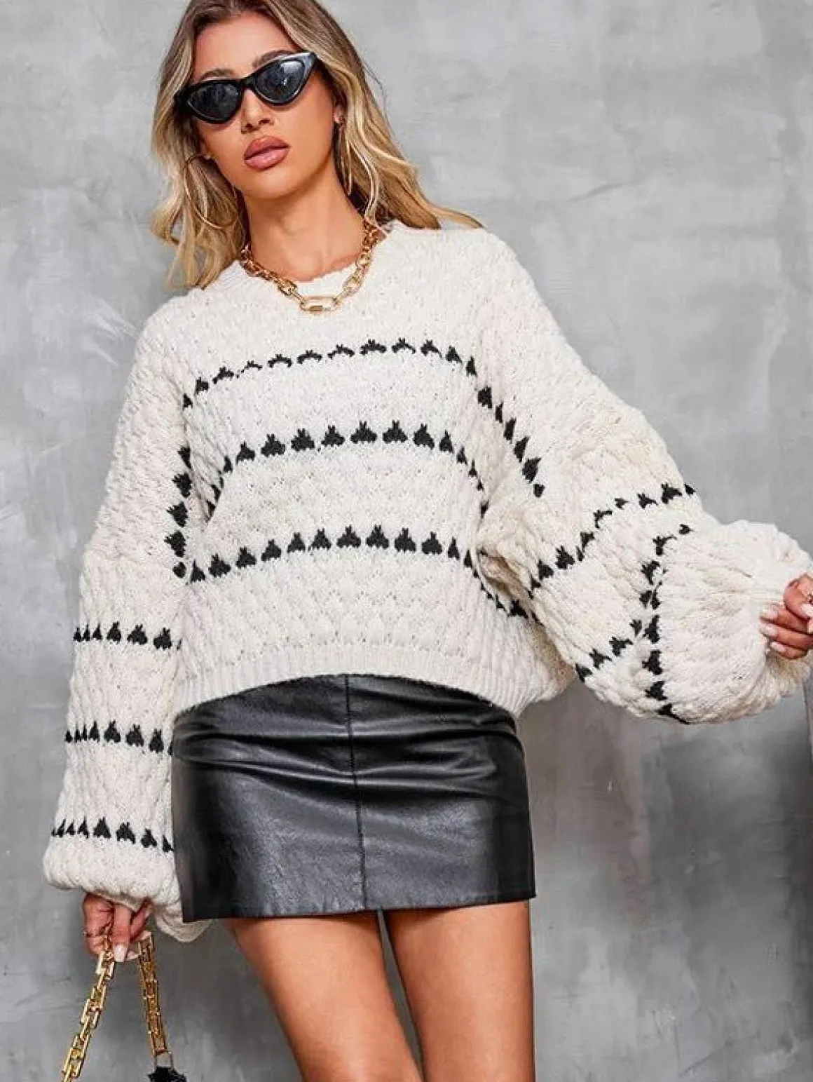 oversized_chunky_knit_swe_2.webp Oversized Chunky Knit Sweater *Online Only*