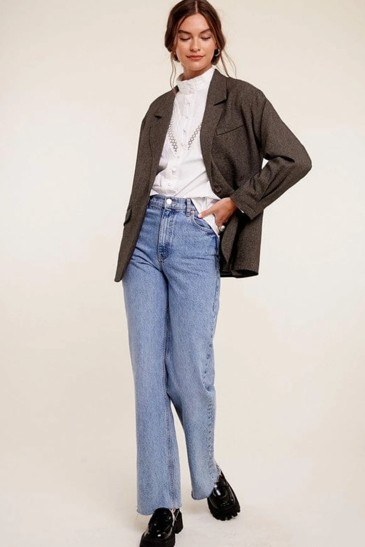 oversized_solid_blazer__o_30.webp Oversized Solid Blazer * Online Only *