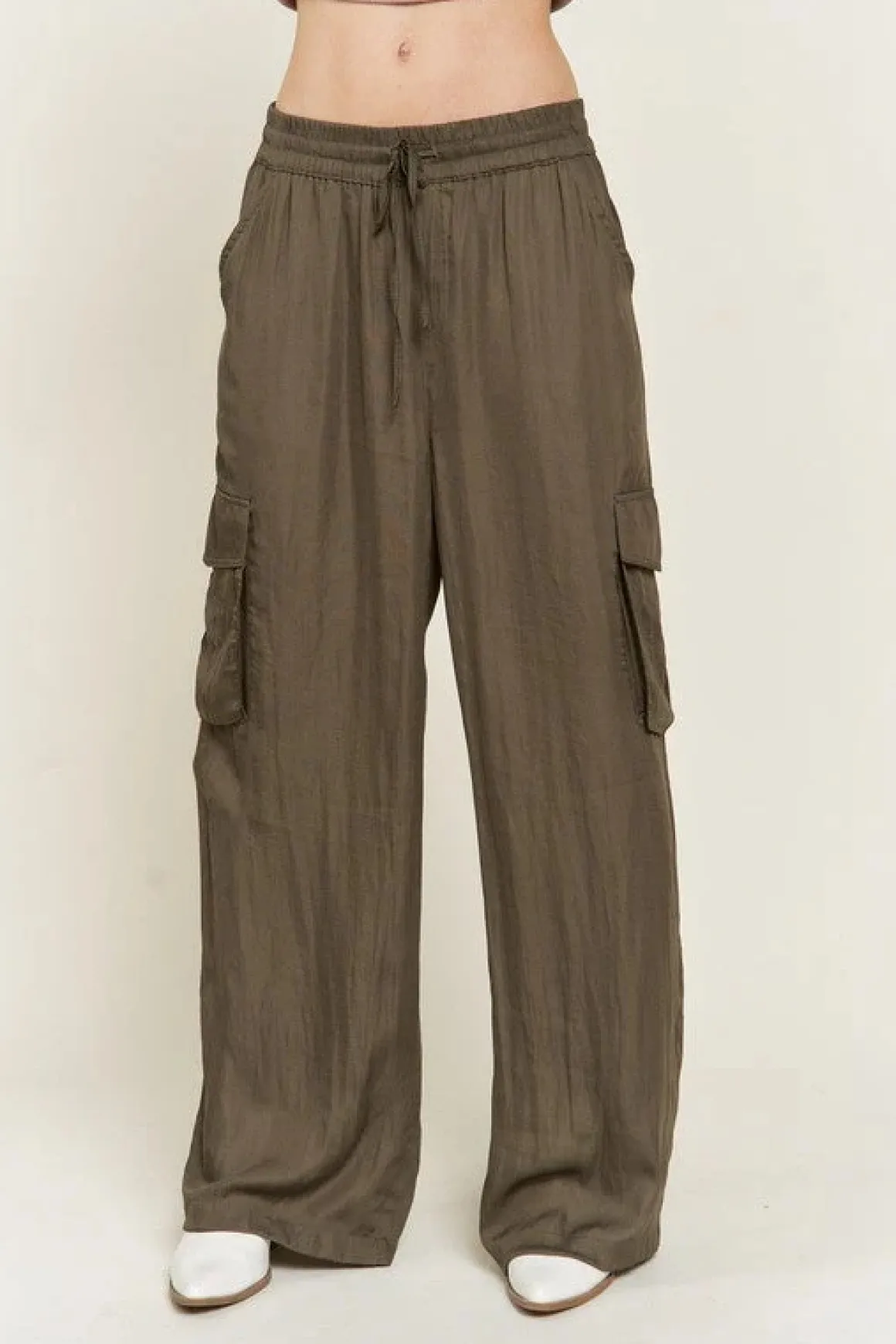 satin_cargo_pants_online__21.webp SATIN CARGO PANTS *Online Only*