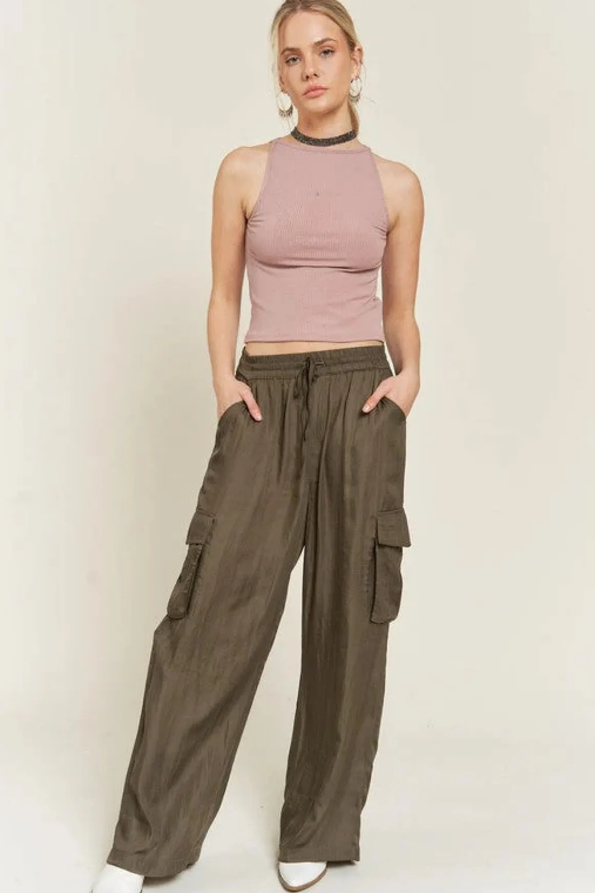 satin_cargo_pants_online__4.webp SATIN CARGO PANTS *Online Only*