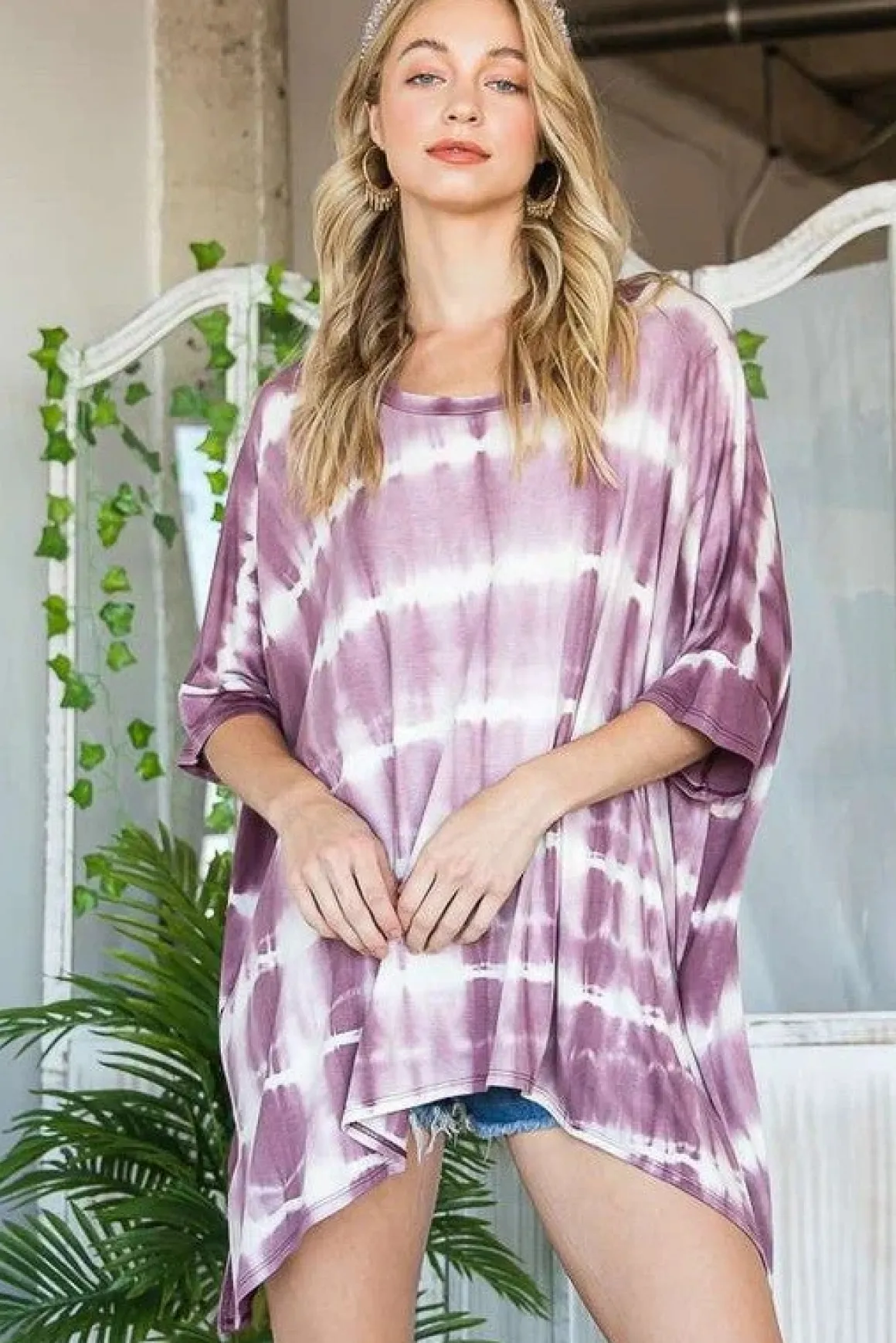 striped_tie_dye_round_nec_9.webp STRIPED TIE DYE ROUND NECK TUNIC *Online Only*