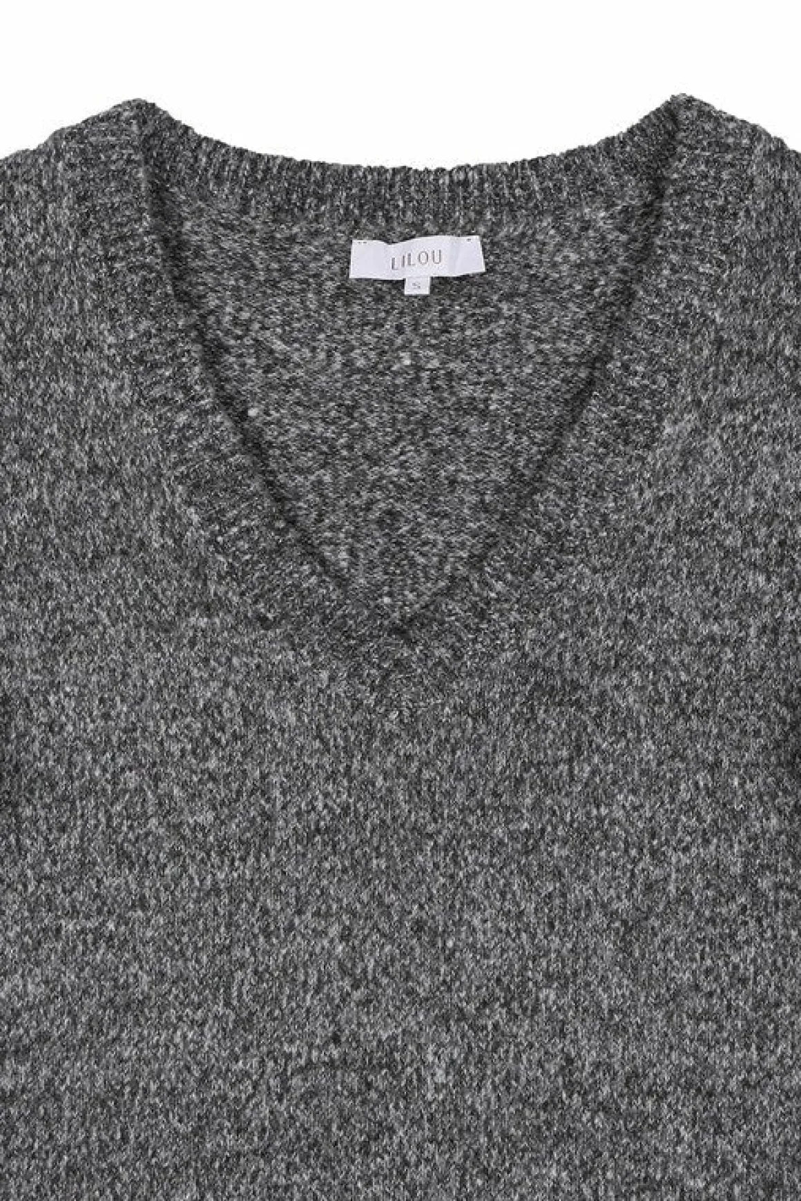 vneck_sweater_maxi_dress__35.webp V-neck sweater maxi dress *Online Only*