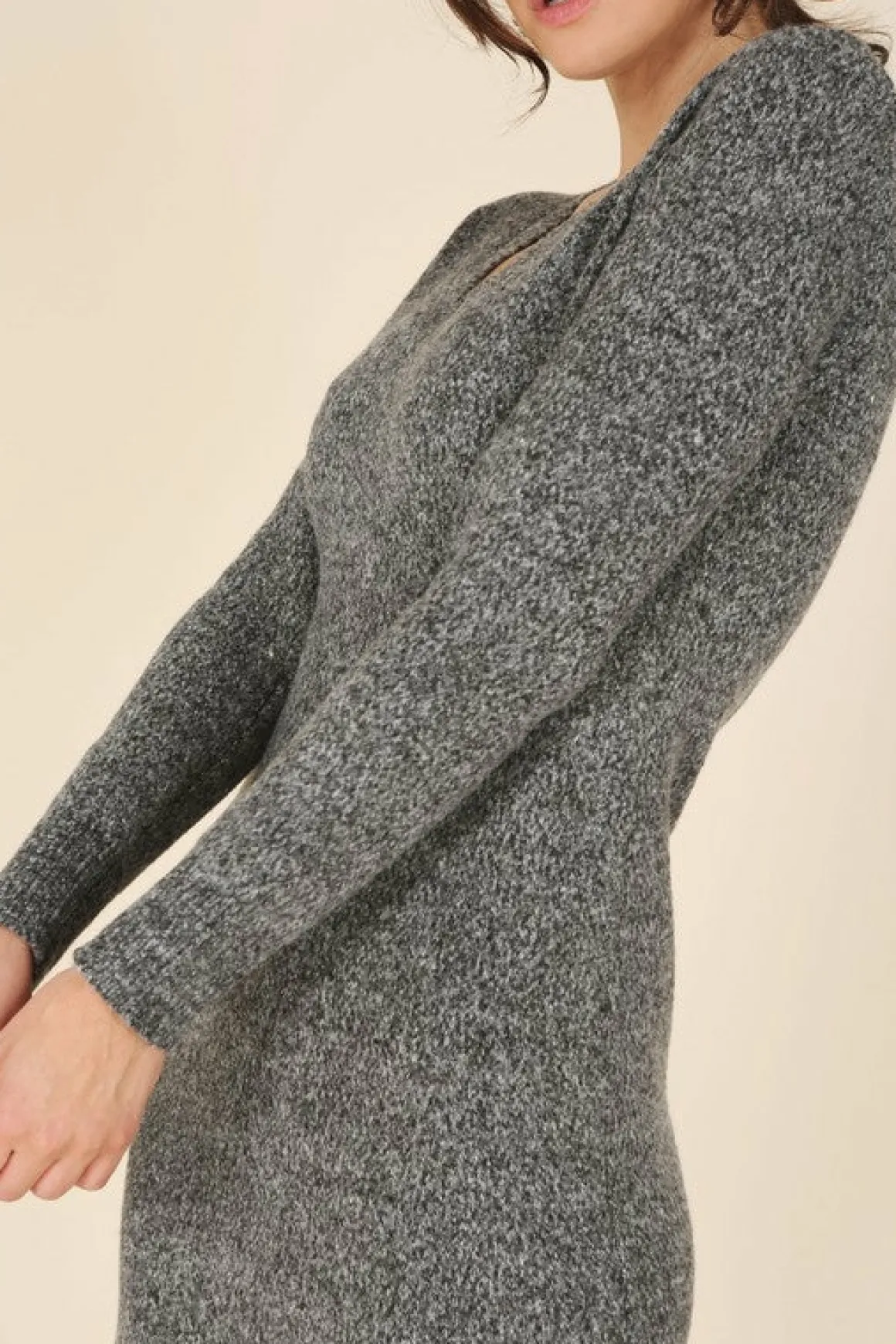 vneck_sweater_maxi_dress__41.webp V-neck sweater maxi dress *Online Only*
