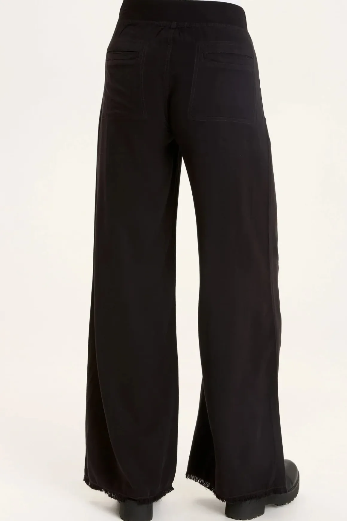 xcvi_twill_beach_trousers_3.webp XCVI Twill Beach Trousers